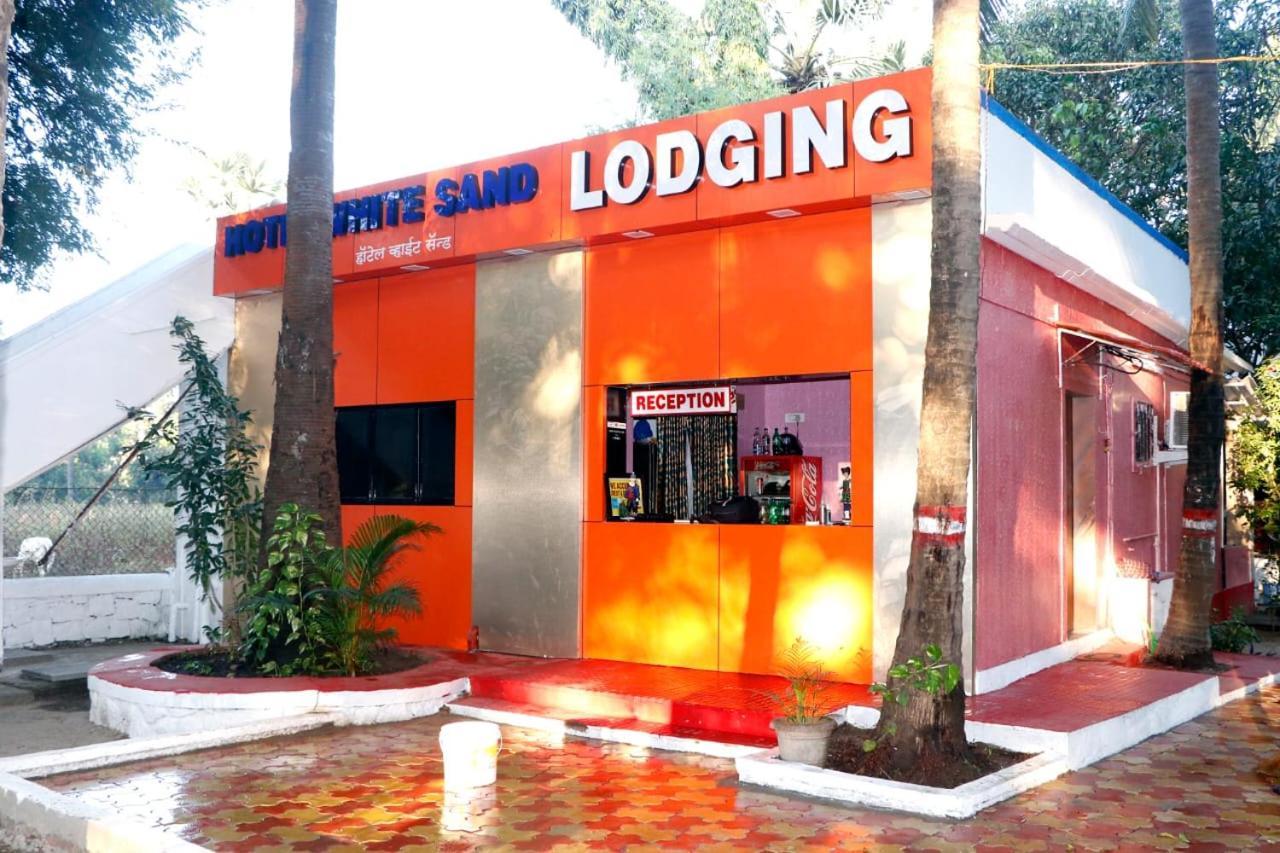 White Sand Resort Manori Mumbai Malad West, Mumbai